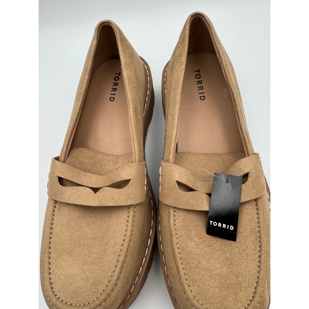 Torrid Womens Tan Faux Suede Platform Lug Sole Penny Loafers 10.5WW 41650019 - Picture 2 of 8